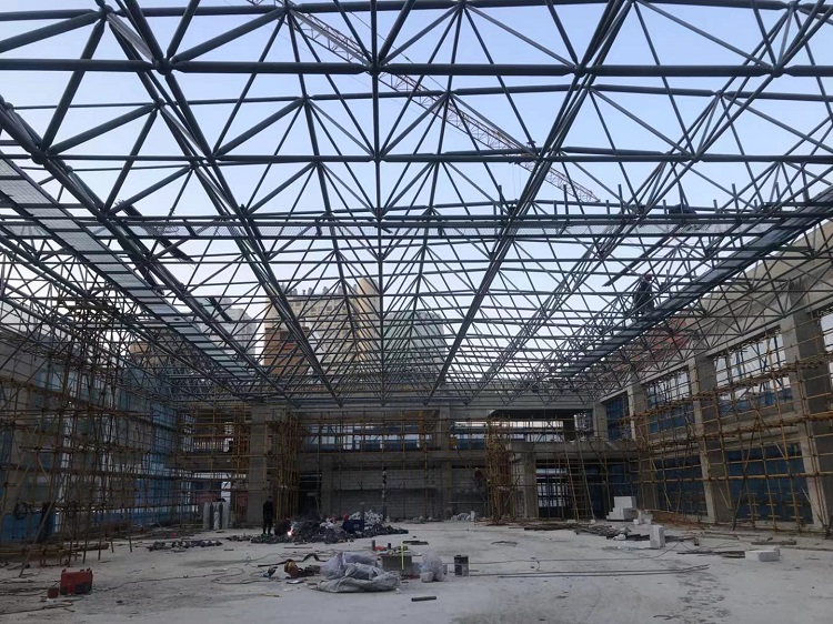 当阳第一附属小学体育馆网架